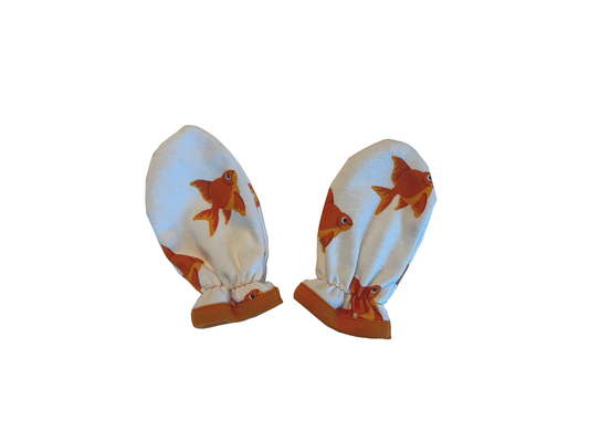 Baby gloves /tosses - Goldie Goldfish